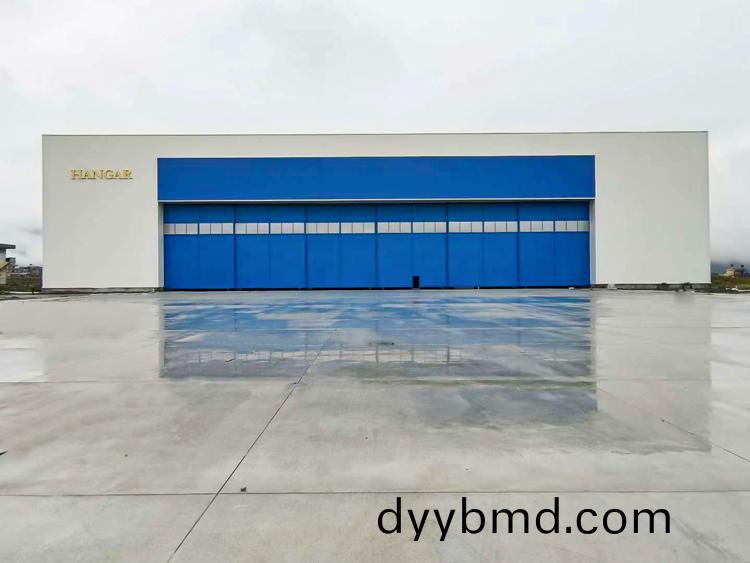 1654069513783107.jpg 尼泊(po)爾卡拉(la)國際(ji)機庫(ku)門(men).jpg